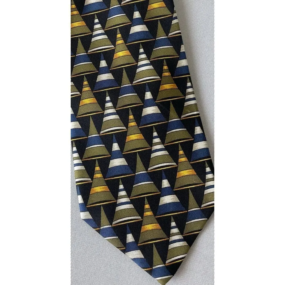 Vintage Gucci Tie Geometric Abstract Print 100% Silk Made In Italy w/Box bag